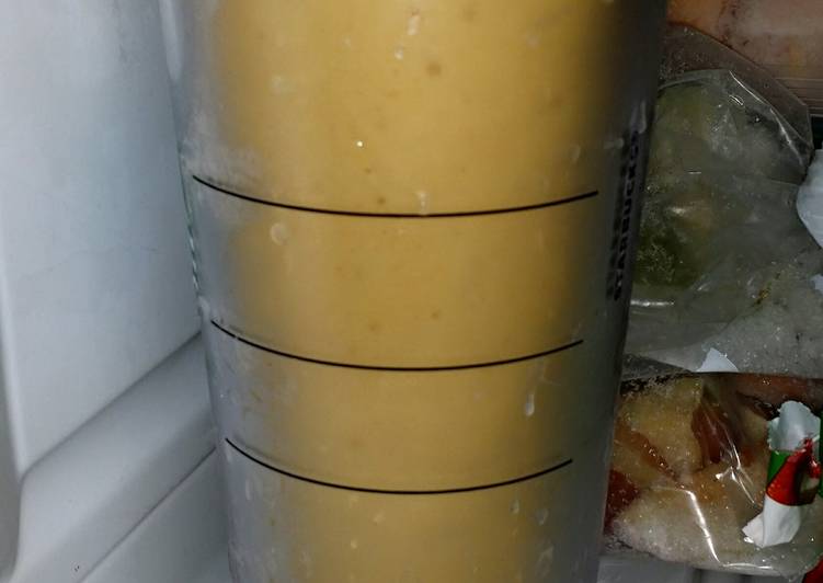 Recipe of Super Quick Homemade Mango banana cinnamon smoothie