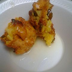 A picture of Lime sauce for batata vada.