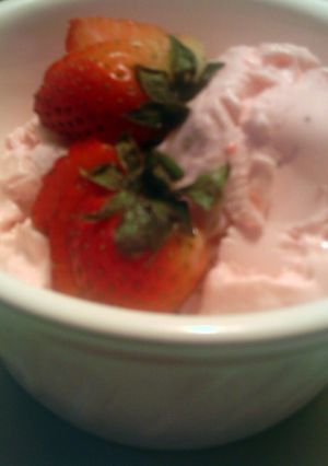 A picture of strawberry freeze yogurt.