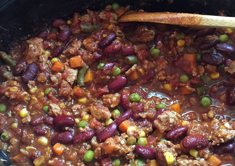 5 Easy Dinner Crockpot Chili