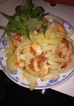 Hình của món Tôm rim mặn ngọt.