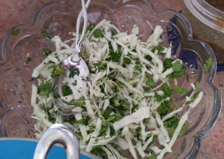 How to Make Tastefully Taco Slaw