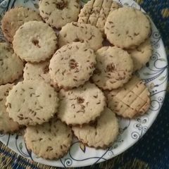 A picture of Zeera biscuits.