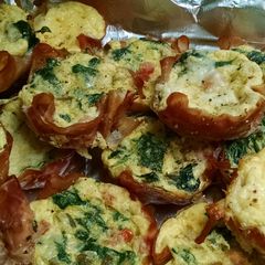 Mini Quiche in Prosciutto cups A picture of Mini Quiche in Prosciutto cups.