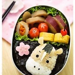 To Celebrate the New Year: Horse Bento Character Bento A picture of To Celebrate the New Year: Horse Bento Character Bento.