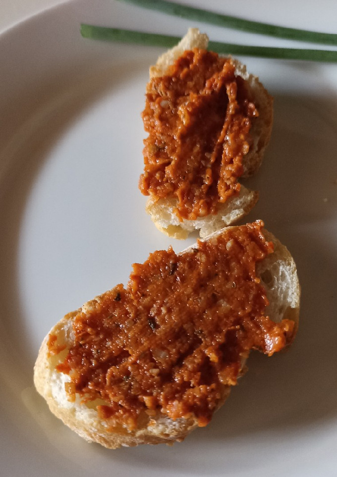 Una foto de Sobrasada vegana