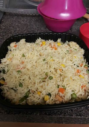A picture of Chicken fried rice.