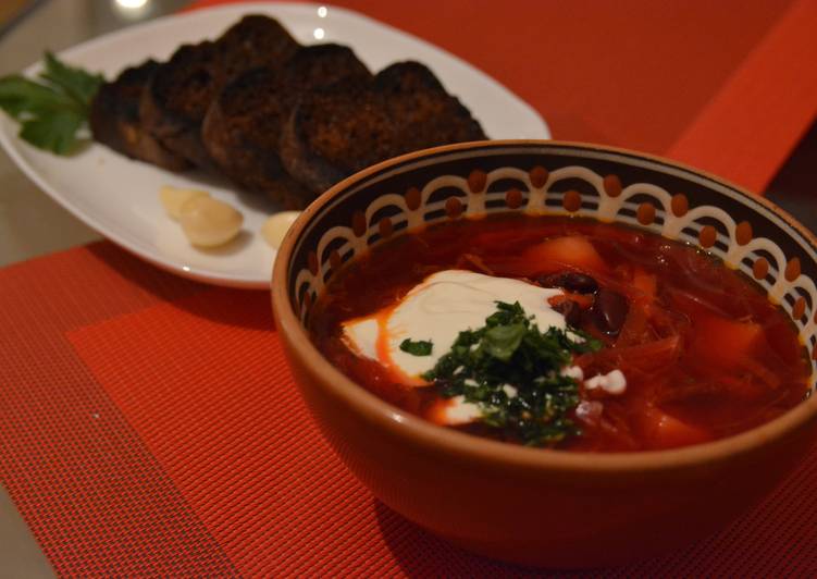 Ukrainian Red Borshch (beetroot soup)