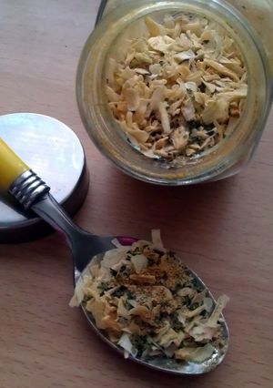 A picture of Vickys Homemade Onion Soup Packet Seasoning Mix.