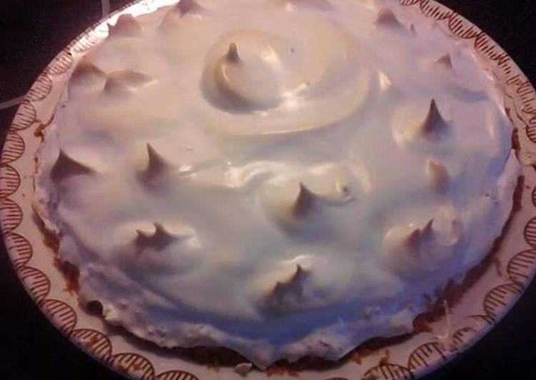 How to Make Recipe of Lemon Meringue Pie with Gluten Free Coconut Crust