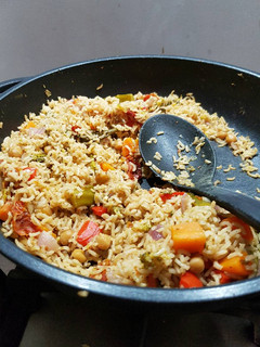 A picture of Chickpeas and Rice.