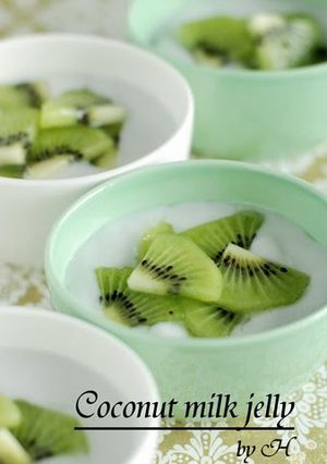 A picture of Coconut Milk Jello.