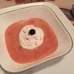 A picture of Strawberry Soup.