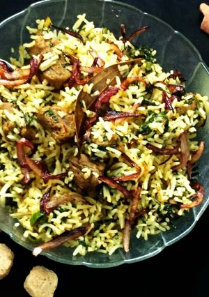 A picture of Spinach soya briyani.