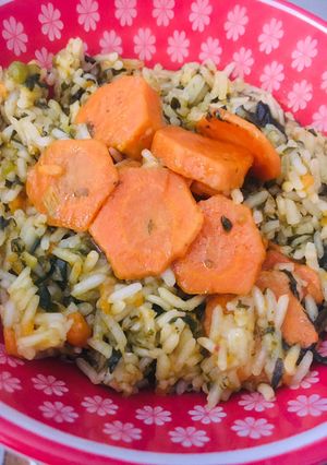 Una foto de RISOTTO DE VERDURAS 🧄🧅🥕🫑🌶🥬🍅