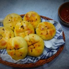A picture of Stuffed dinner roll.