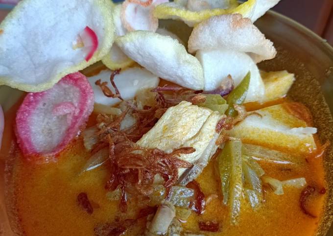 Resep membuat Lontong sayur padang  sesuai selera