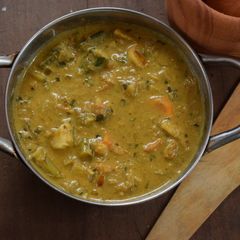 A picture of Methi Veg korma.
