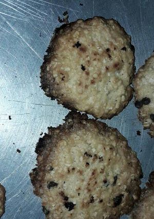 Una foto de Galletas caseras de avena y chispas. Muy fácil!