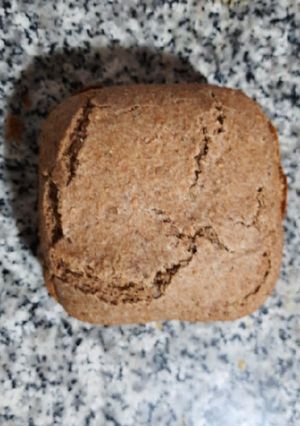 Una foto de Pan integral rápido sin sal con frutos secos Cecotec