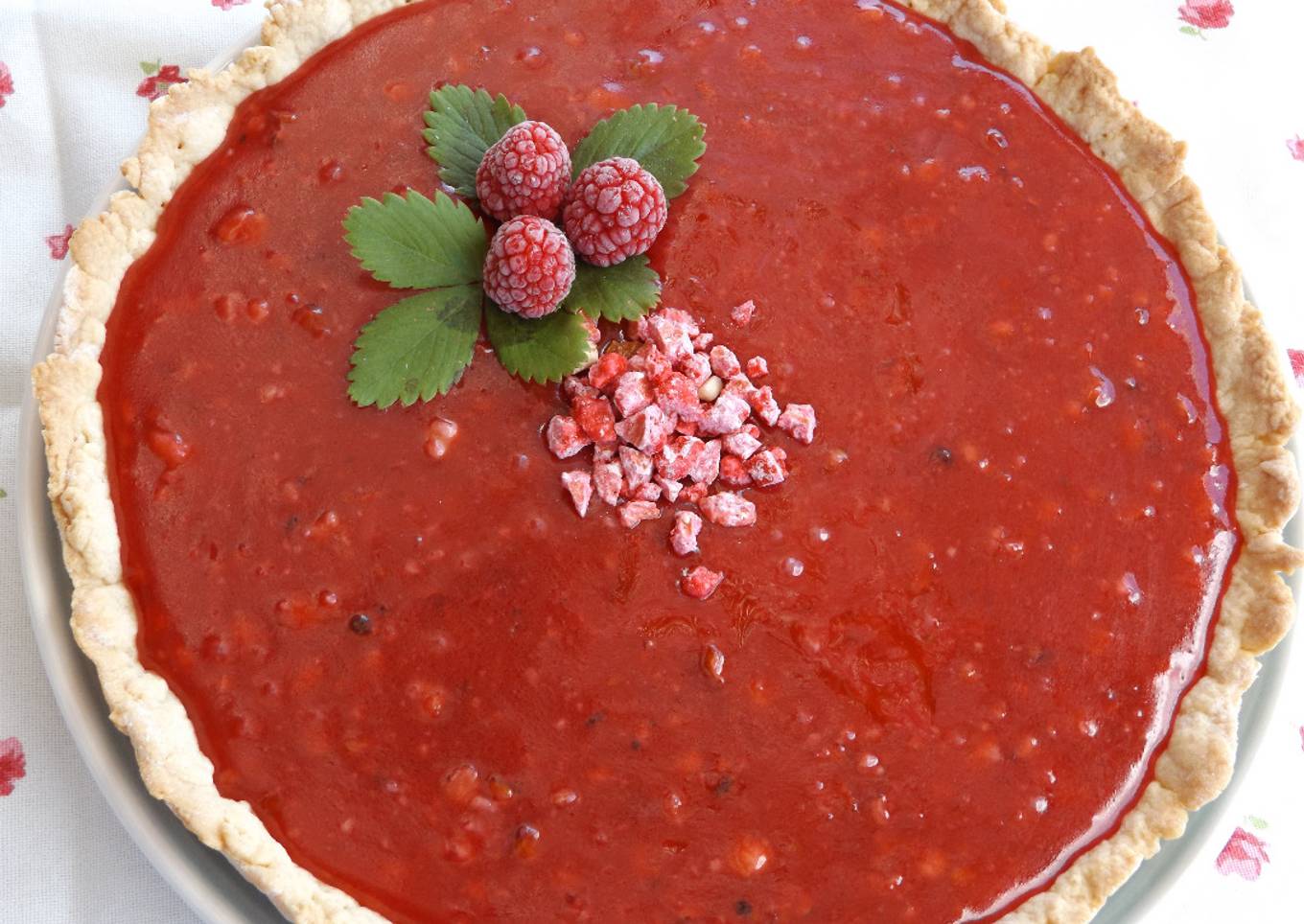 Tarta francesa de Lyon con pralines rosas de almendra