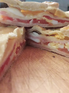 Una foto de Tarta "Chivito" o Napolitana