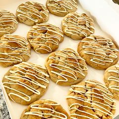 A picture of Banana Pudding Cookies.