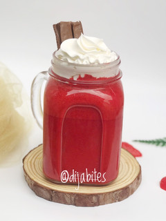 A picture of Red velvet milkshake.