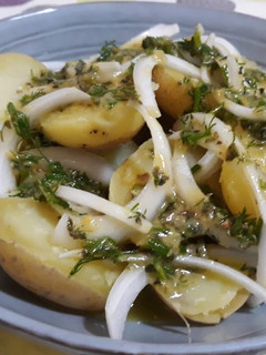 Una foto de Patatas con aliño