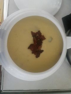 A picture of Creamy potatoe soup.