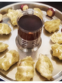 சர்க்கரை வள்ளிக்கிழங்கு பிடி உருண்டை செய்முறை முக்கிய புகைப்படம்