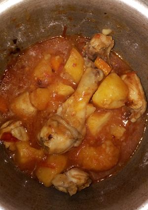 A picture of Chicken gravy.