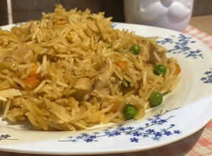 صورة لوصفة رز صيني بالخضار والدجاج 😍