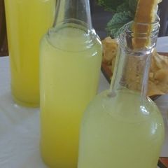 A picture of Home made lemonade with a wist!.