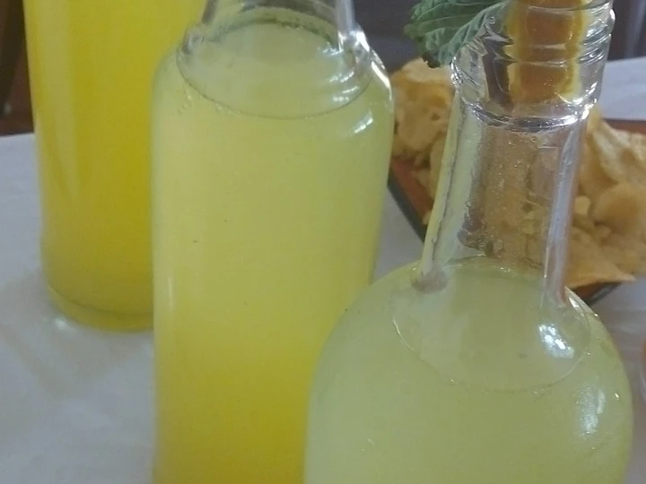 Easy Way Make Home made lemonade with a wist! the Perfect So Delicious