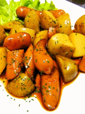 Simple Way Make Recipe Teriyaki-Style Stir-Fried New Potatoes and Wiener Sausages that is So Delicious, So Delicious}