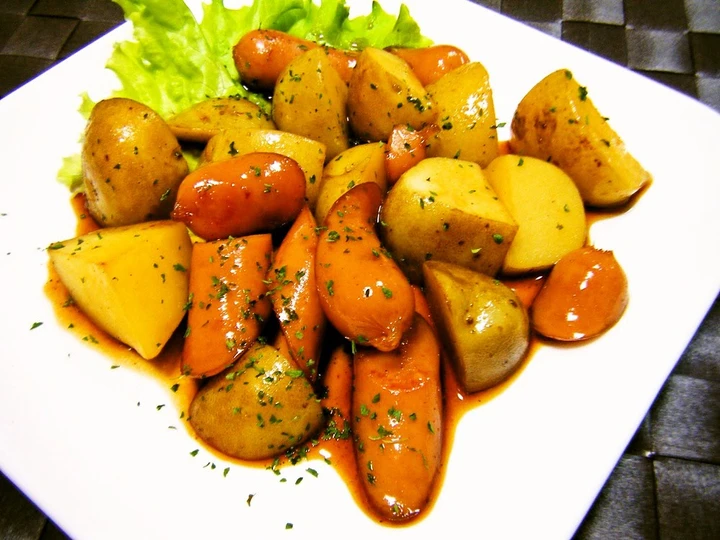 Easy Steps to Make Teriyaki-Style Stir-Fried New Potatoes and Wiener Sausages the  Makes Drooling Can spoil the tongue