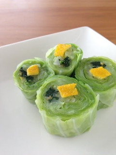 A picture of For Bentos! Leafy Vegetable, Yuzu and Bonito Flake Rolls.