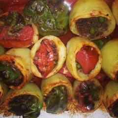 A picture of Patates dolmasi (potato stuffed with meat n veggies).