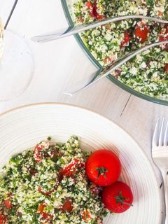 Mediterraner Tabouleh-Blumenkohl-Salat (Low Carb) Rezepthauptbild