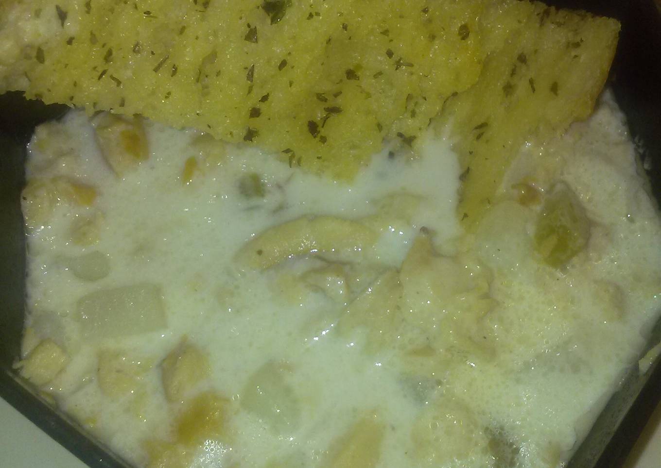 Momma's New England clam chowder