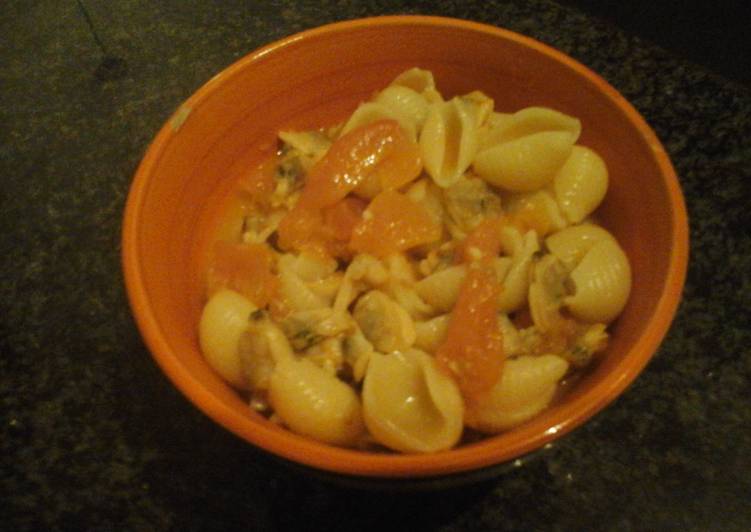 Recipe of Speedy Pasts in clam sauce (vongole)