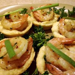 A picture of Tart shells.