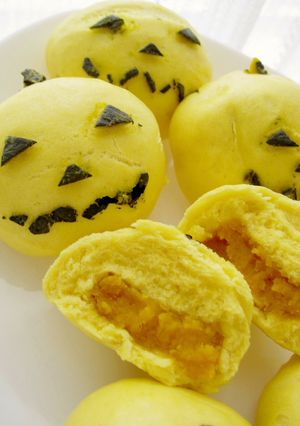 A picture of Halloween Manju.