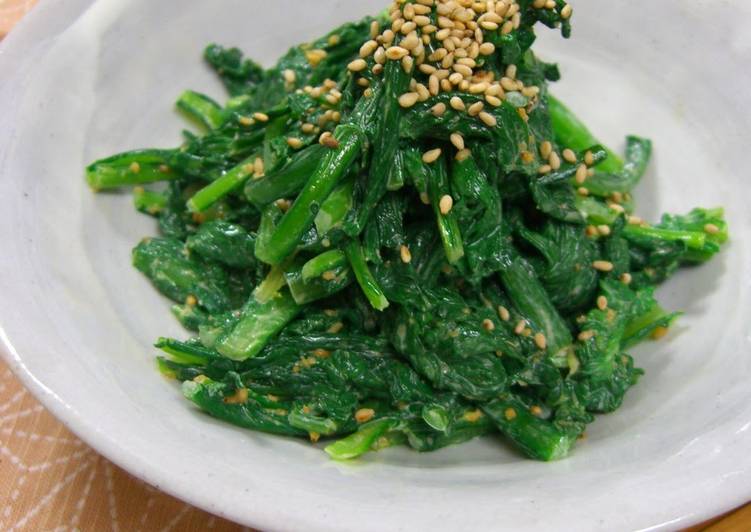 Step-by-Step Guide to Make Speedy Easy Chrysanthemum Leaves with Sesame Seeds and Mayonnaise