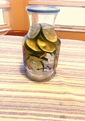 A picture of Classic Detox Water.