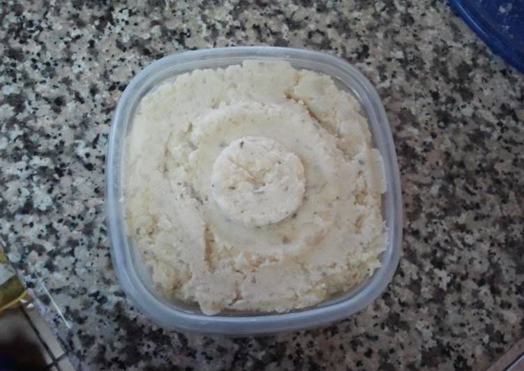 FAKE mashed potatoes (Turnips)