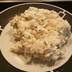Crushed new potatoes A picture of Crushed new potatoes.