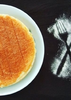 A picture of Japanese Cheesecake.
