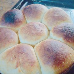 A picture of Fluffy home made bread.